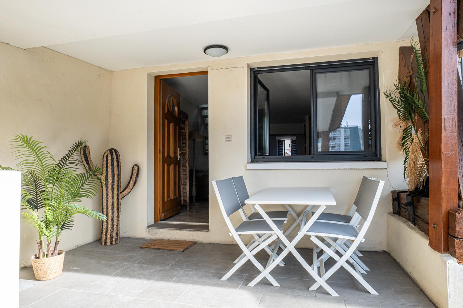 Carnot Duplex, Spacieux 3 Pieces Avec 2 Chambres Sur Les Rue Pietonnes Annecy Zewnętrze zdjęcie